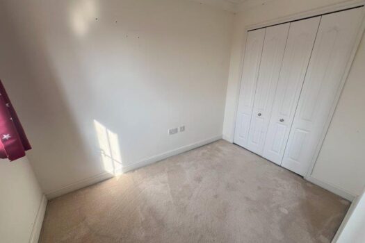 Three Bedroom House To Let in Chaucer Close