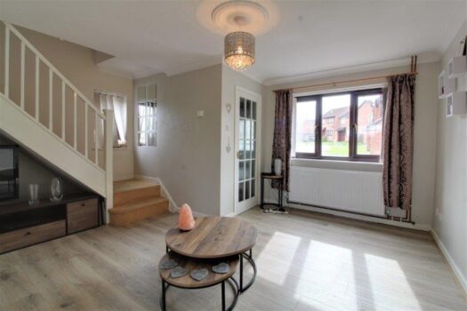 Three Bedroom House To Let in Hessett Close