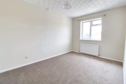 Three Bedroom House To Let in Elizabeth Way