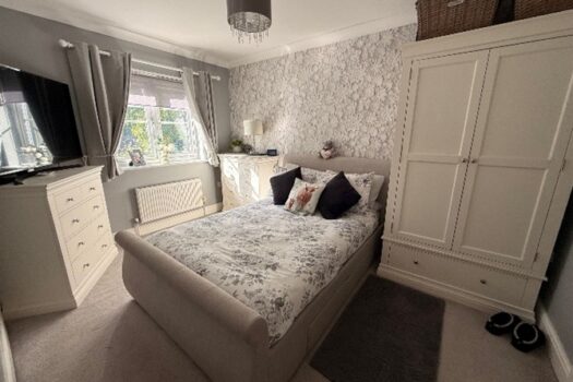 Three Bedroom House To Let in Otter Close