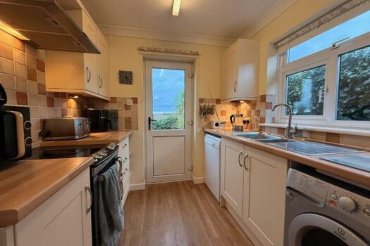 Three Bedroom Bungalow To Let in Rushmere