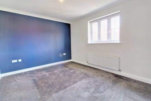 Three Bedroom House To Let in Chaucer Close