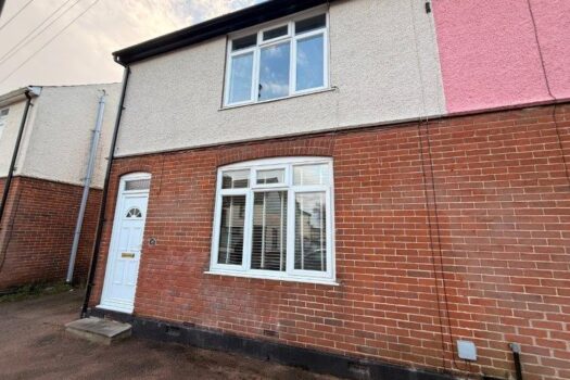Three Bedroom House To Let in Stowupland St