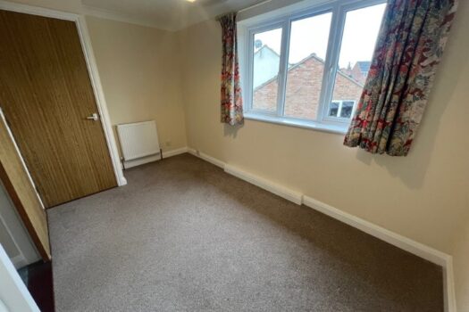 Two Bedroom House To Let in Paget Close