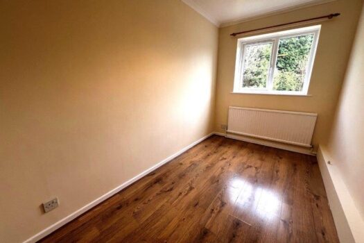 Two Bedroom House To Let on Regent Street