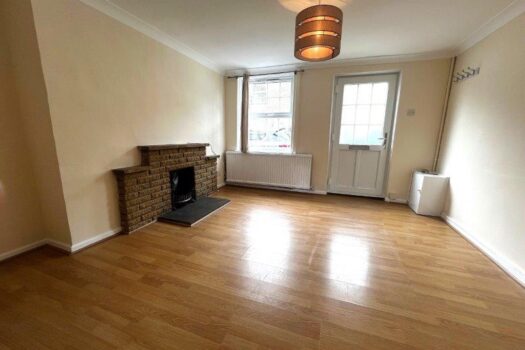 Two Bedroom House To Let on Regent Street