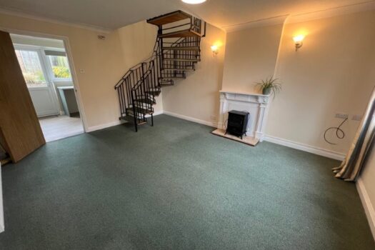 Two Bedroom House To Let in Paget Close