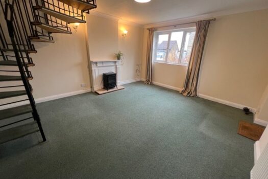 Two Bedroom House To Let in Paget Close