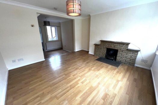 Two Bedroom House To Let on Regent Street