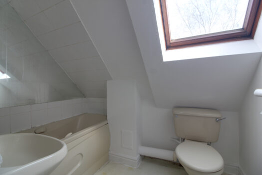 Two Bedroom Apartment To Let in Gipping Place