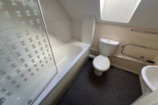 One Bedroom House To Let In Bennett Avenue