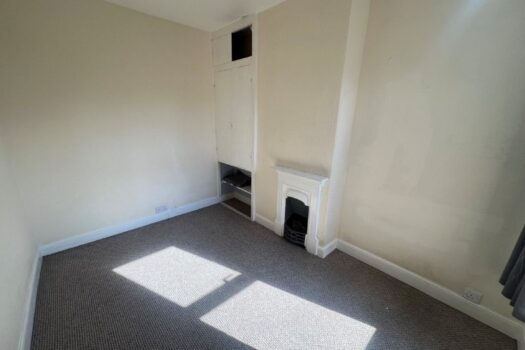 Two Bedroom House To Let in Thompson Road