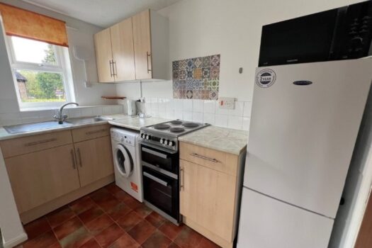 One Bedroom House To Let In Bennett Avenue