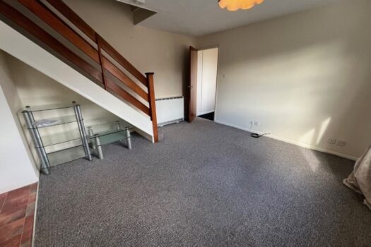 One Bedroom House To Let In Bennett Avenue