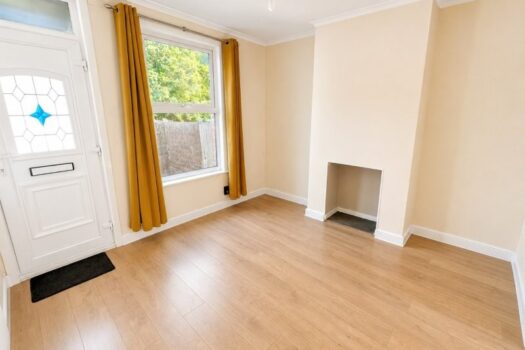 Two Bedroom House To Let in Thompson Road