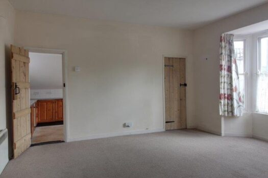 Three Bedroom House To Let in Stowupland Street