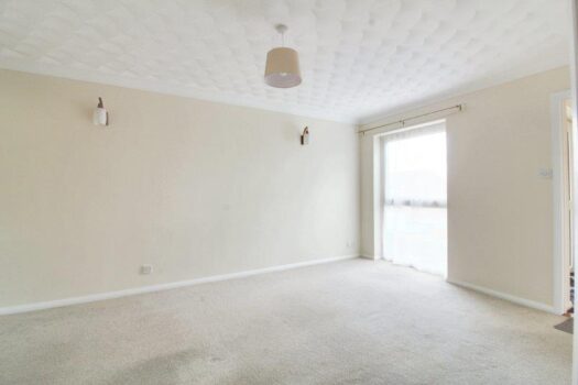 Three Bedroom House To Let In Elizabeth Way