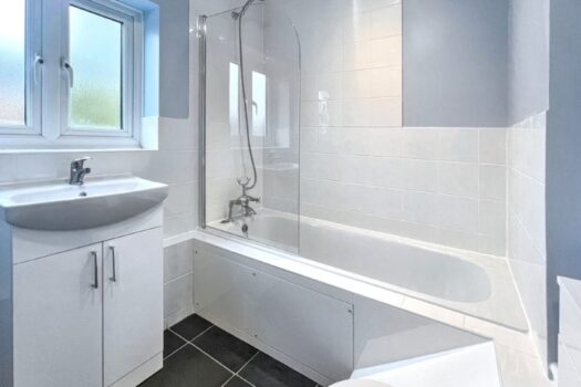 Two Bedroom House To Let in Hawksmill