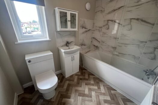 Three Bedroom House To Let in Milton Street