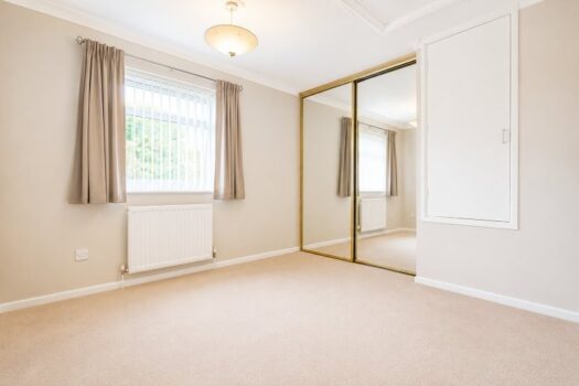 One Bedroom House To Let in Yew Tree Rise