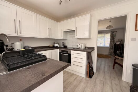 Two Bedroom Bungalow To Let in Semer Close