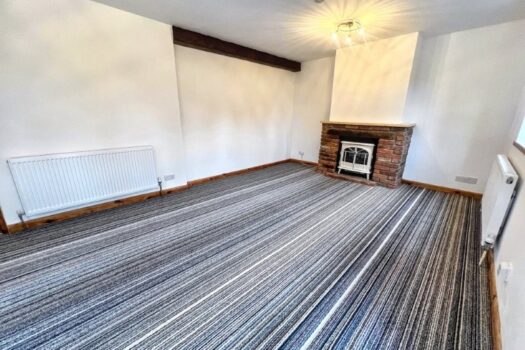Two Bedroom House To Let in Hawksmill