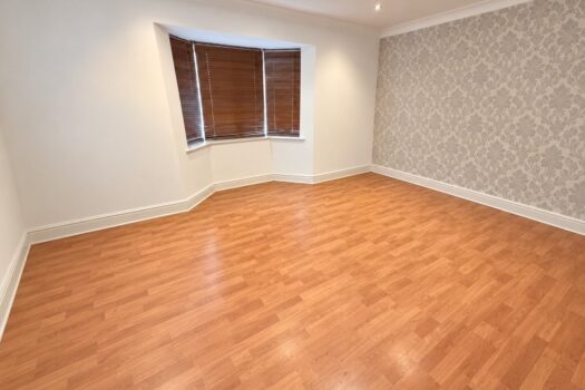 Three Bedroom House To Let in Nuthatch Close