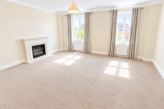 Three Bedroom House To Let in Phoenix Way